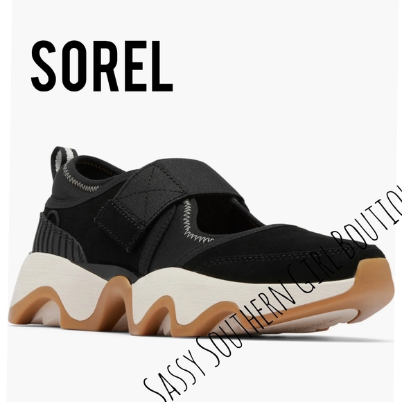 🆕⭐ Sorel Black Sneakers - Picture 2 of 15